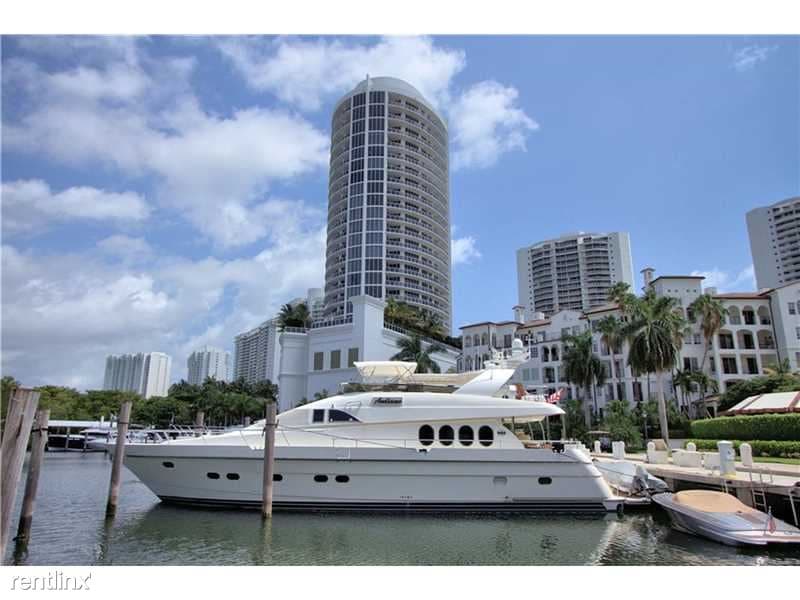 Primary Photo - 4100 Island Blvd