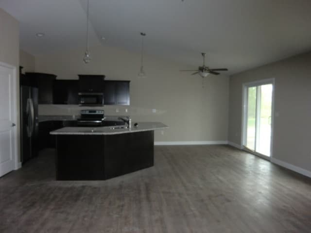 Building Photo - 5818 Executive Plaza Dr