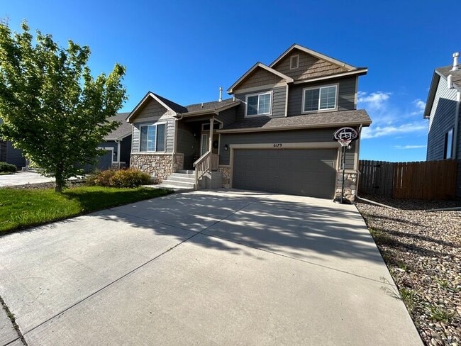Building Photo - 6179 San Mateo Dr