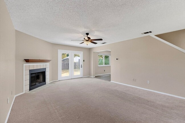 Photo - 4821 Abbott Ave House