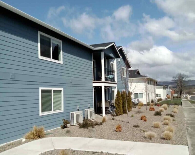 Foto principal - 220 Cheryl Ln