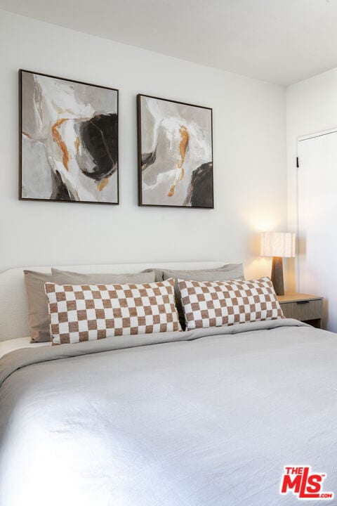 Building Photo - 7853 Brighton Ave