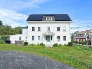 Building Photo - 6 Mill Ln