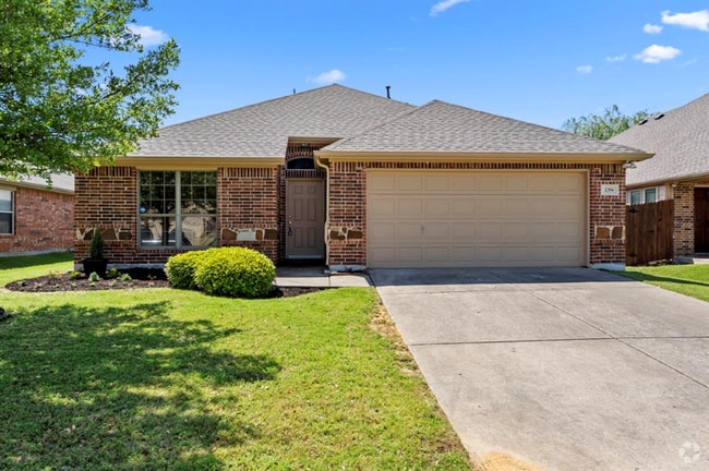 Building Photo - 2356 Aurora Dr