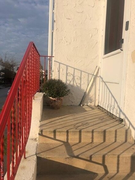 Photo - 134 Coolidge Ave Apartment