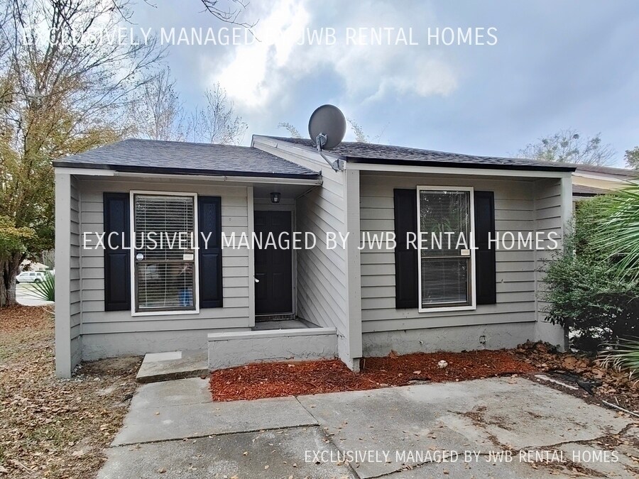 11564 Pin Oak Trail, Jacksonville, FL 32225 Townhome Rentals in