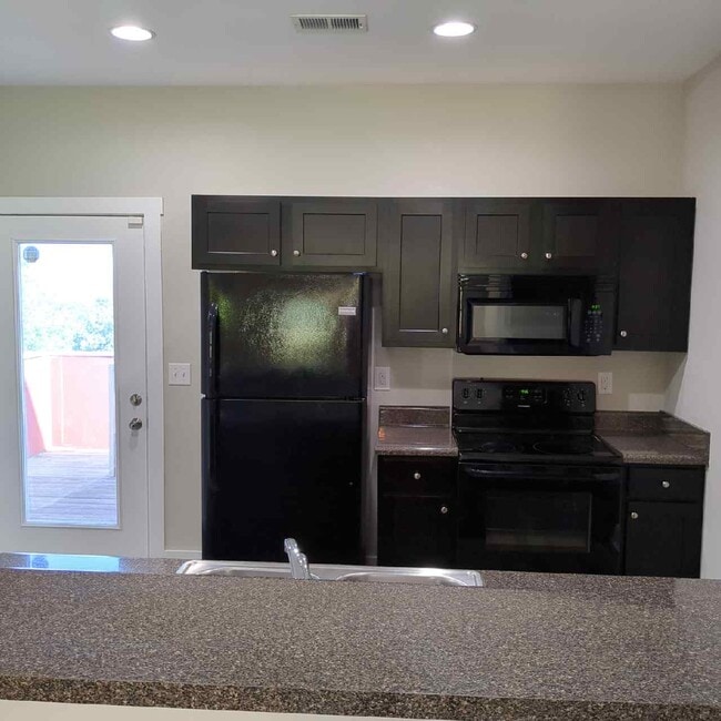 Building Photo - 3540 Steffisburg Dr