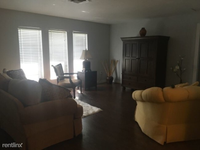 Foto del edificio - 2 br, 2 bath House - 321 Circlewood Dr