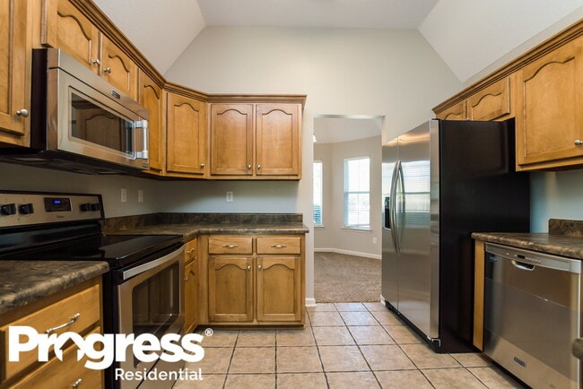 Building Photo - 9909 Southern Oak Way