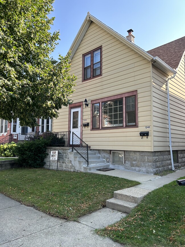Building Photo - 1238 S 45th St