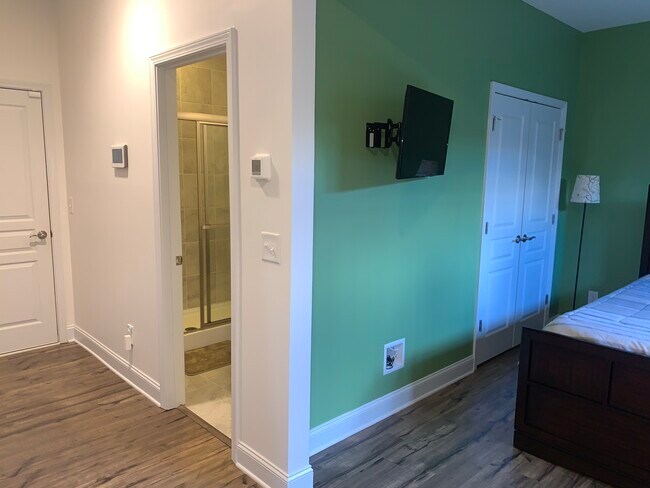Foto del edificio - 6180 Carriage Gate Ln