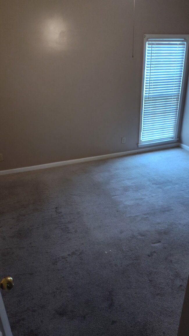 Foto del edificio - 3509 Heatherbrooke Ct