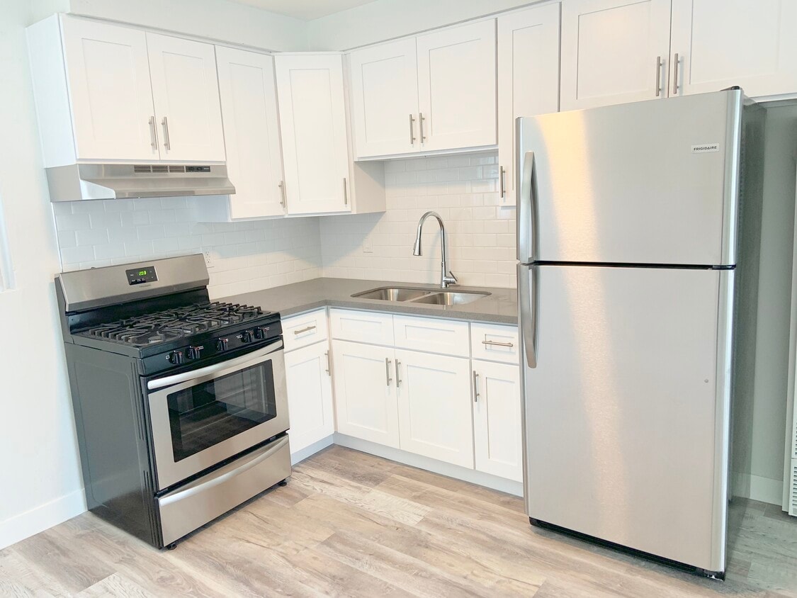 Foto principal - 3772 Lockland Dr