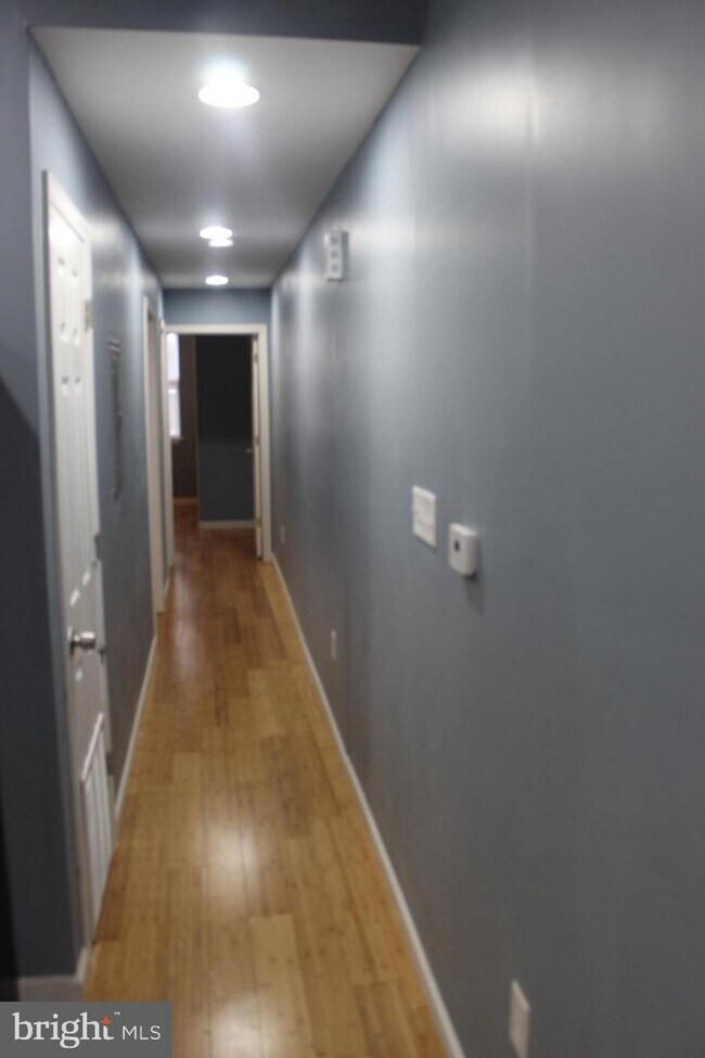 Foto del edificio - 5331 Greenway Ave