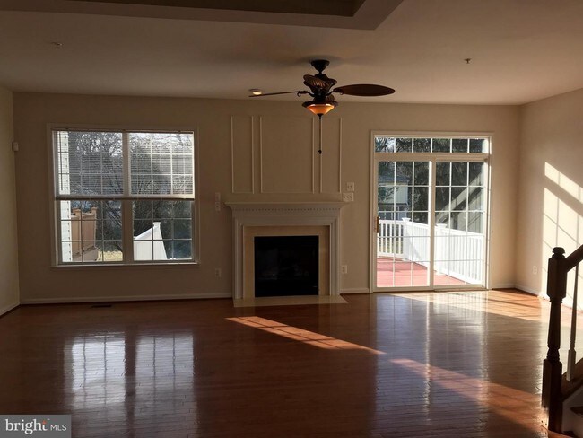 Foto del edificio - 938 Creek Park Rd