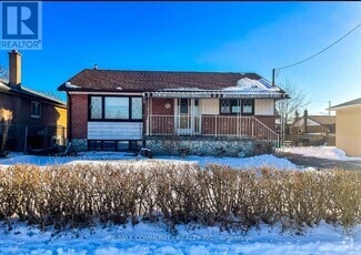 Building Photo - 583 Shakespeare Ave
