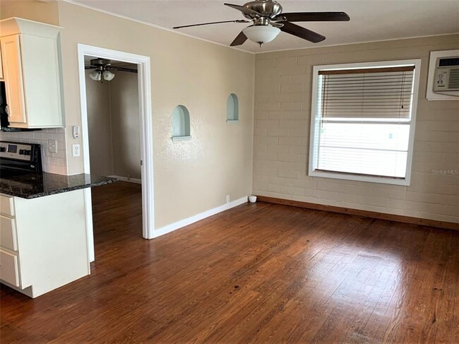 Building Photo - 61 81st Ave