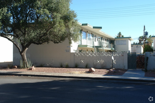 Building Photo - Glade Apartments