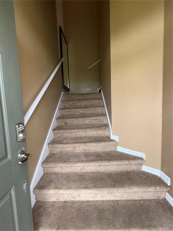 Foto del edificio - 1901 Estancia Cir