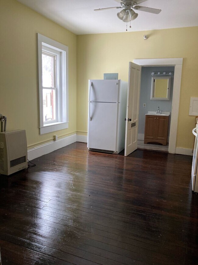 30 Main St Apartments in Springfield, VT