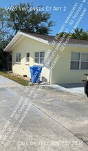 Building Photo - 4926 Vincennes Ct