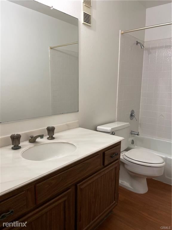 Building Photo - 2 br, 1.5 bath Condo - 625 Esplanade Unit 53