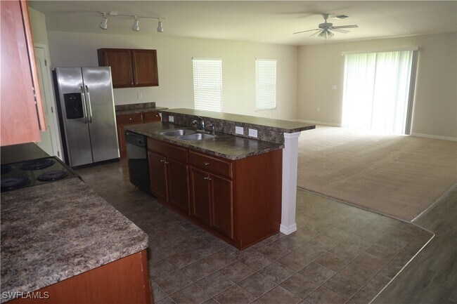 Foto del edificio - 1314 SE 22nd St
