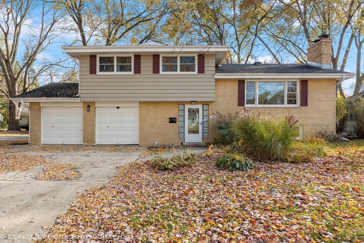 Foto principal - 320 Elmwood Dr