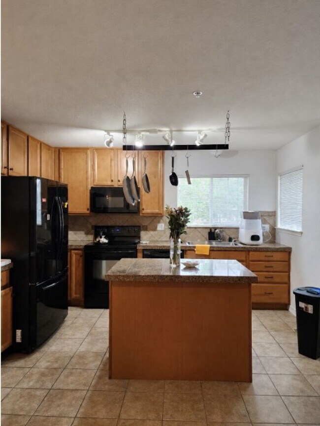 Foto del edificio - 23525 E Platte Dr