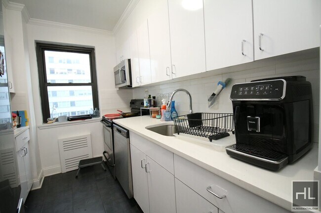 Foto del edificio - EAST 69 STREET