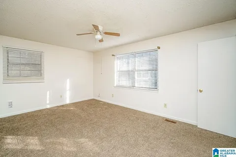 Foto del edificio - 3011 Deerfield Rd NW