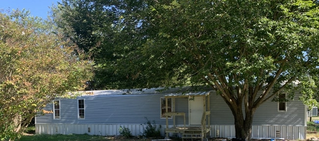 Building Photo - 3401 Lauren Dr