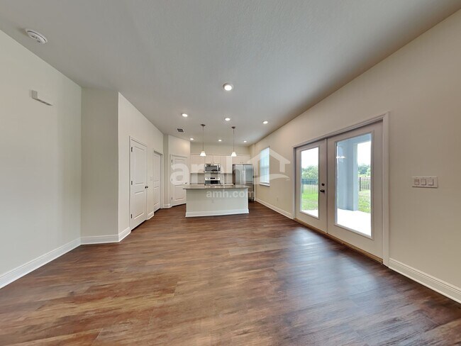 Building Photo - 27272 St Andrews Avenue