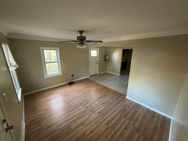 Foto del edificio - Perfect ranch in great Farmington hills ne...