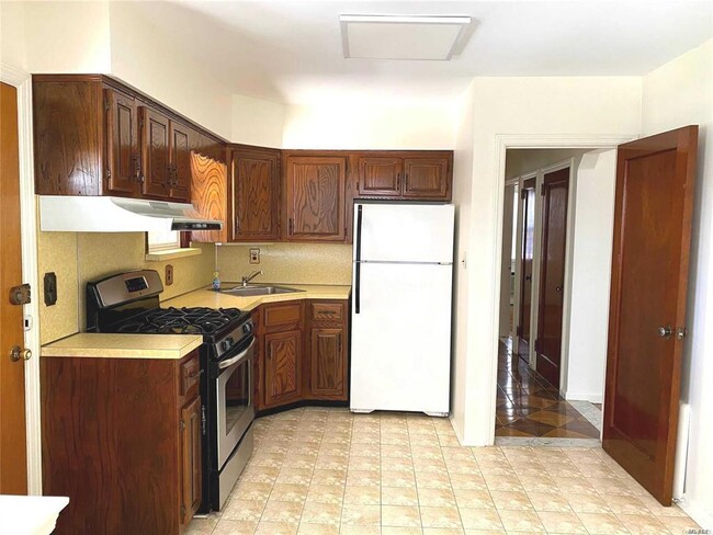 Foto del edificio - 82-22 258th St
