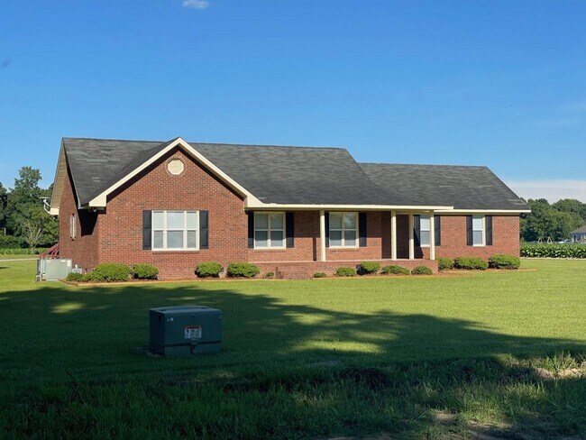 frente de la casa - 4528 NC Hwy 242 S