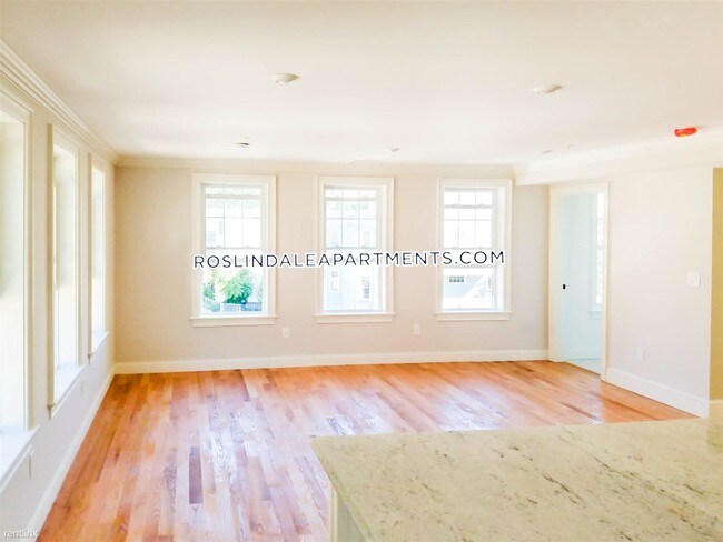 Foto del edificio - 4380 Washington St
