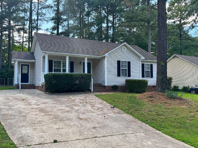 Building Photo - Cozy Three Bedroom Home in Knightdale!
