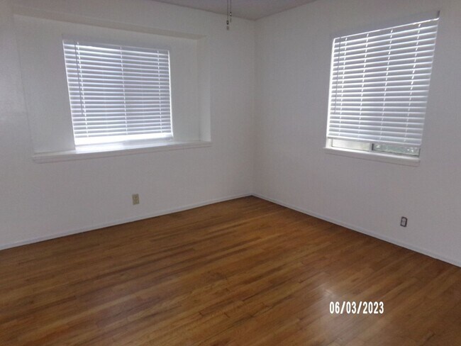 Building Photo - 1678 Vann Terrace