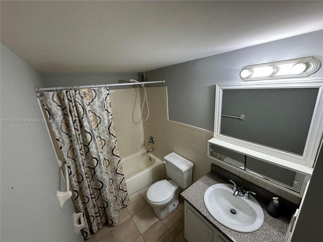 Foto del edificio - 2 bedroom in Hollywood FL 33020