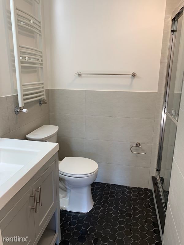 Foto del edificio - 3 br, 2 bath Apartment - 71-16 73rd St