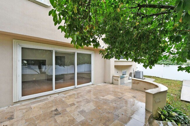 Foto del edificio - 10 Heritage Ct