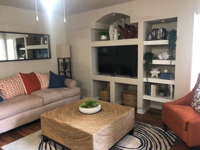 Building Photo - 13400 Arbor Isle Drive, Unit 104