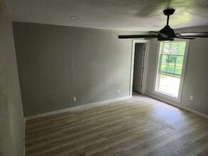 Building Photo - 4160 Bethlehem Ave