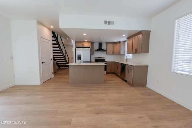 Building Photo - 1300 N Rook Ave