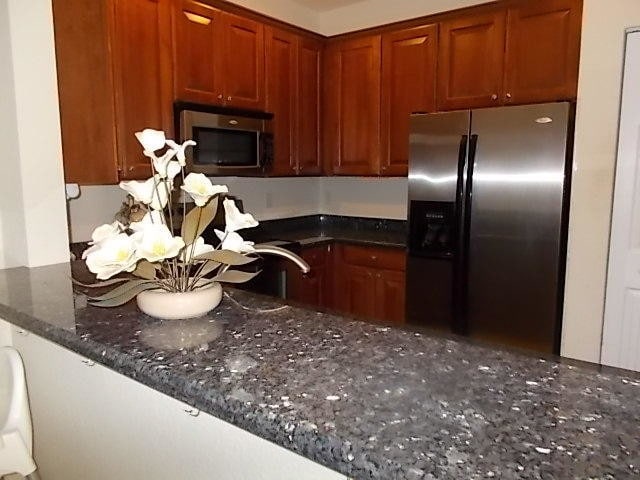 Building Photo - 1551 SE Wilshire Pl