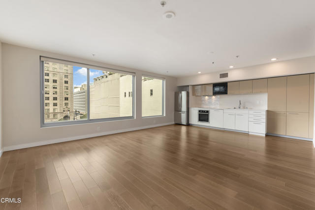 Foto del edificio - 901 Flower St