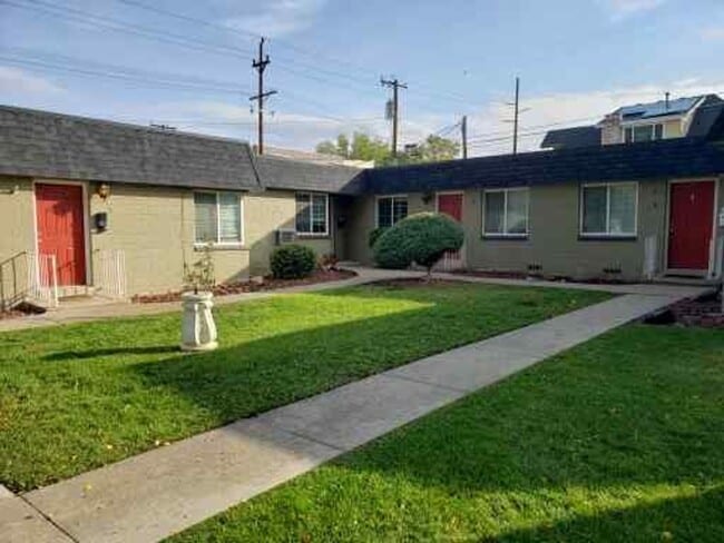Building Photo - Newly Remodeled 1 bed/1 bath in Sugarhouse...