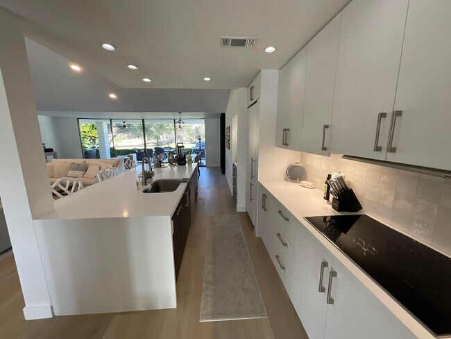 Foto del edificio - 79188 Bog Walk Ct