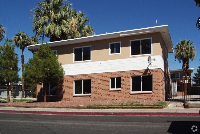 Primary Photo - 2101 Sunrise Ave
